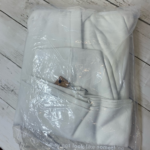 reformation Miles hoodie vintage white Xs NWT - Picture 5 of 6